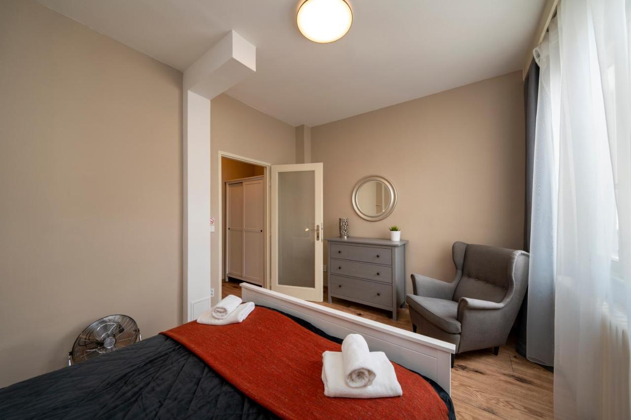 New Town - Apple Apartments Prague Exterior photo