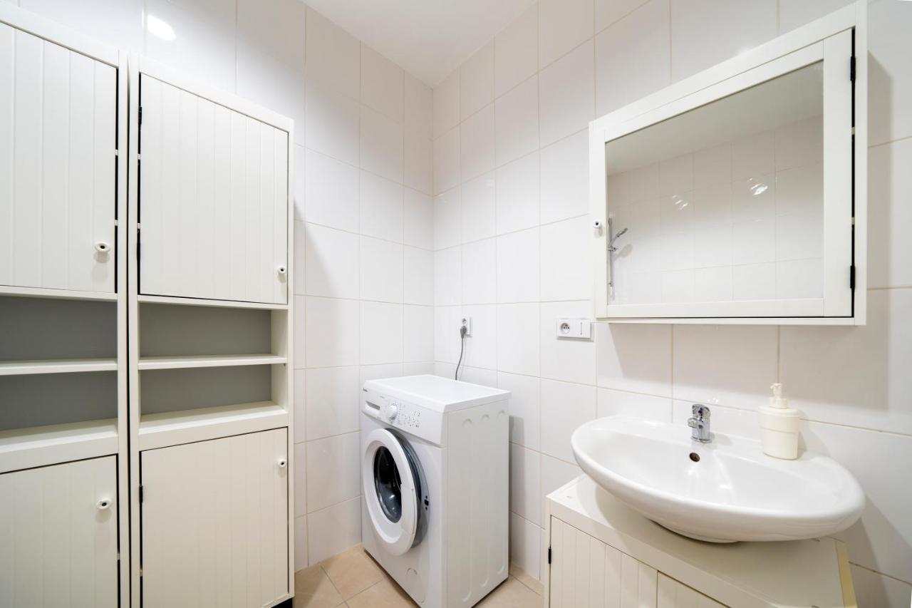 New Town - Apple Apartments Prague Exterior photo
